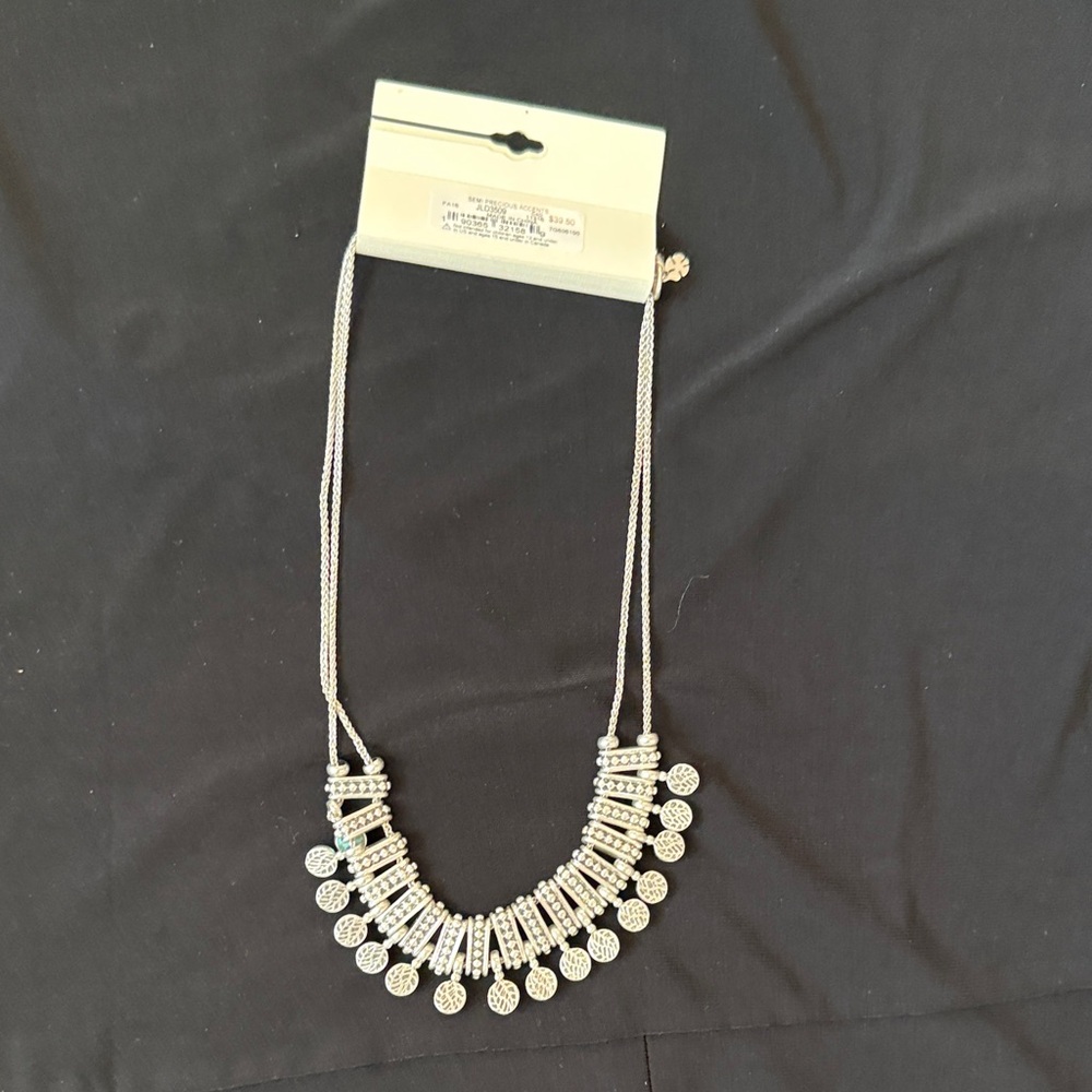 NWT Lucky Brand Silver-Tone Necklace with Turquoise Discs and Bar Detail - Picture 5 of 6